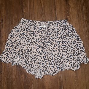 American eagle leopard shorts